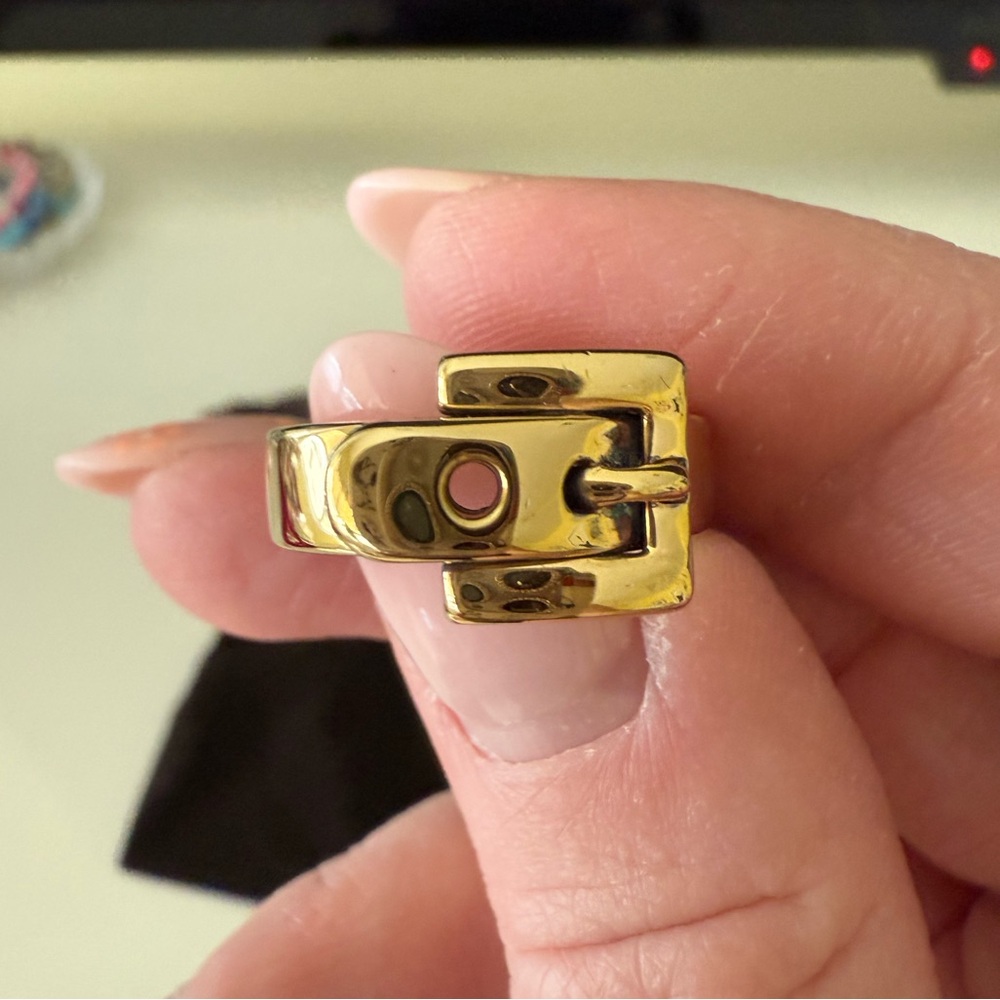 Gold Metal Buckle Ring